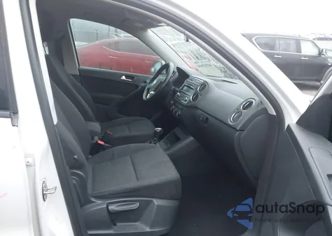 2013 Volkswagen Tiguan S from USA, damaged, VIN WVGAV3AX1DW603587